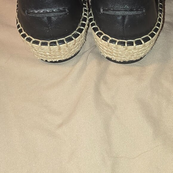 Cole Haan - Picture 3 of 7